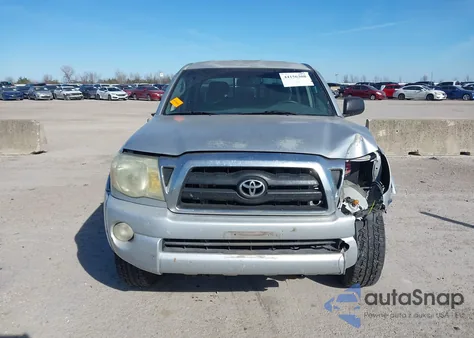2005 Toyota Tacoma Prerunner V6 z USA, uszkodzony, nr VIN 5TEKU72N65Z032926